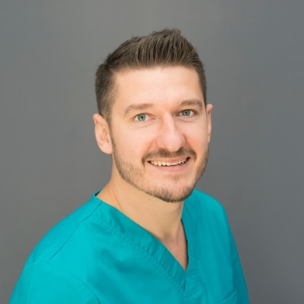 Dr. Andrej Galanov